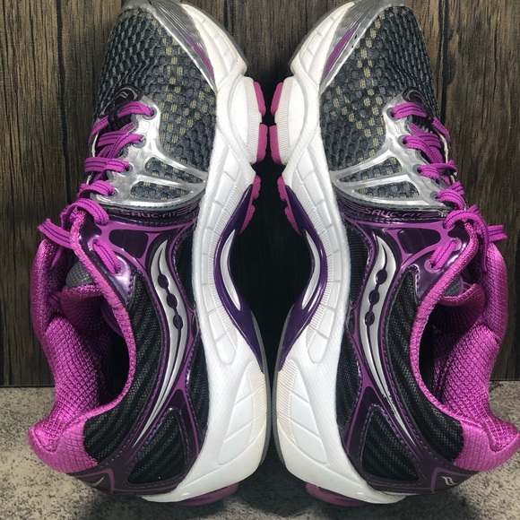 Women’s Saucony Triumph 11 Running Shoes - Picture 5 of 7